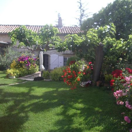 Le Mas Fa Sua Bed and Breakfast Malataverne Buitenkant foto